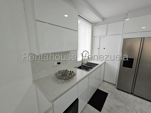 Apartamento En Venta Lomas De Las Mercedes Mls #25-16986