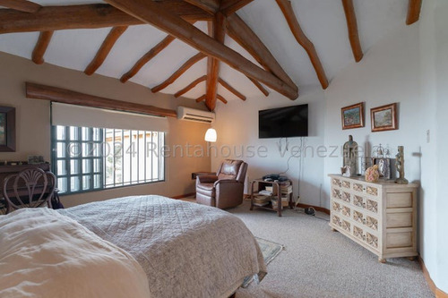 Casa En Venta 730 Mtrs2 ,con Vista. Calle Cerrada! La Lagunita Country Club Mls #24-25099 Francis Zeppieri