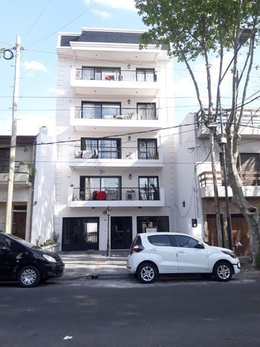 Imagen 1 de 14 de Departamento En Venta En Lanus Oeste