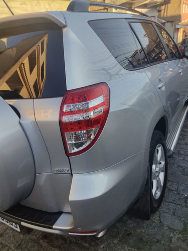 Imagem 2 de 10 de Toyota Rav4 2010 2.4 4x4 Aut. 5p