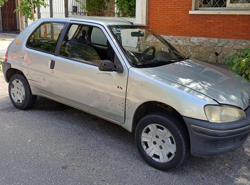 Peugeot 106