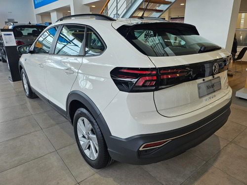 Volkswagen Nivus Comfortline 200 tsi at