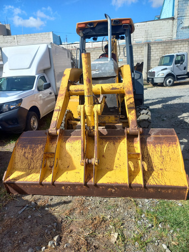 Retoexcavadora Jhon Deere