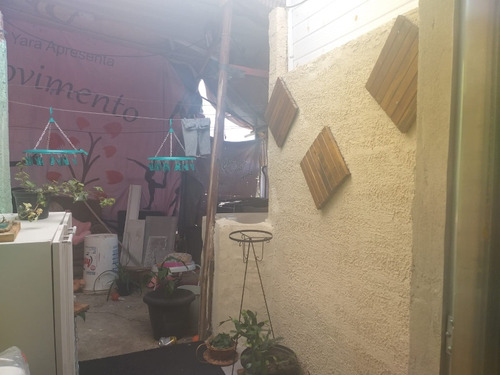 Terreno Com 3 Casas Sendo Uma Com 2 Cômodos E 2 Com 3 Cômodo