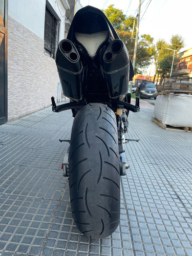 Yamaha R1