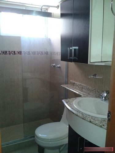 Imagen 12 de 14 de Town House En Venta Guaica House Lecheria
