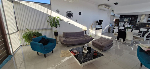 Casa 5 Dormitorios Y Pileta En Causana