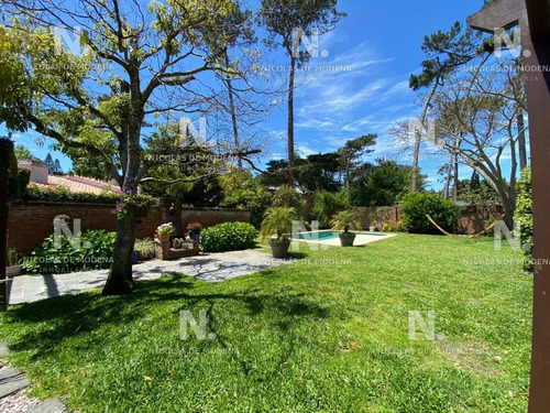 Muy Linda Casa Toda Reciclada - Ref: 3174