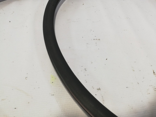Hule Carroceria Delantero Izq Dodge Dart 2.0 13-16 Original (Usado)