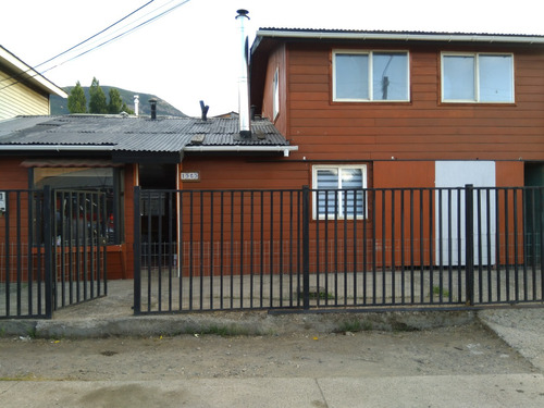Casa Ubicada En Calle Ñandu -coyhaique