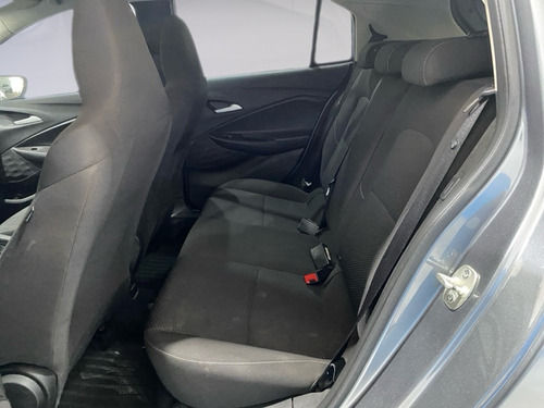 Chevrolet Onix LT II 1.0 (Flex)