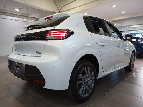 Peugeot 208 1.6 Allure At