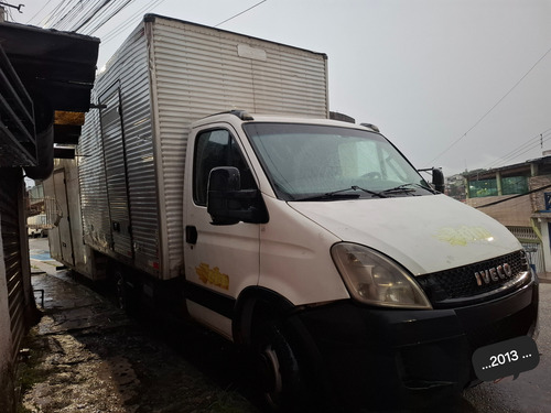 Iveco Daily Chasis 3.0 35S14 3450 Cab. Simples 2P