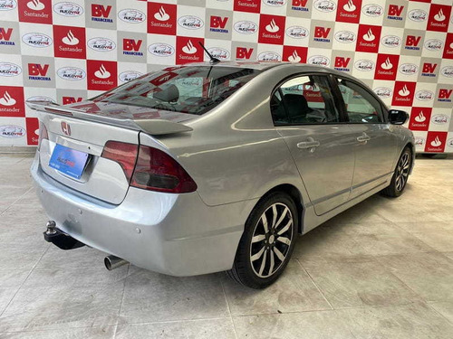 Imagem 12 de 12 de Honda Civic Lxl 1.8 16v Flex Mec. 2011