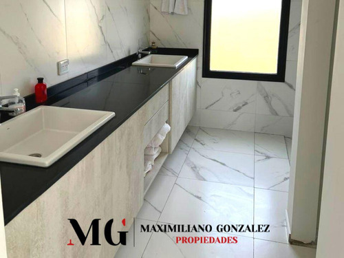 Casa En Venta, 5 Ambientes - Fincas De San Vicente Sporting, Barrio Cerrado