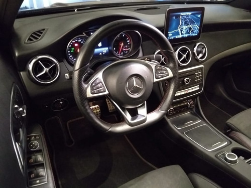 Mercedes Bens Gla 250 2.0 Cgi Sport 2018 Com 34.900 Km