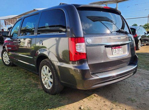 Chrysler Town & Country 3.6 Touring Piel Mt