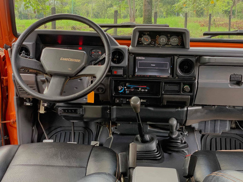 Toyota Land Cruiser 2003 4.5 Fzj73