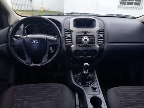 Imagen 6 de 10 de Ford Ranger 3.2tdi Xls 4x4 2013