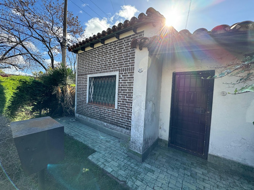 Casa En Venta En Merlo