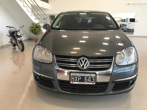 Imagen 7 de 13 de Volkswagen Vento 1.9 I Advance 2009