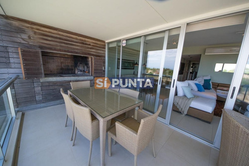 Imagen 2 de 15 de Apartamento En Venta - Brava