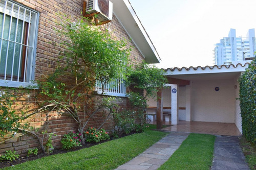 Venta Hermosa Casa En Playa Mansa, Punta Del Este
