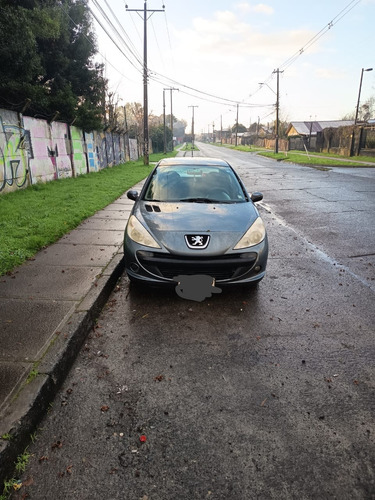 Peugeot 207 sedan compac