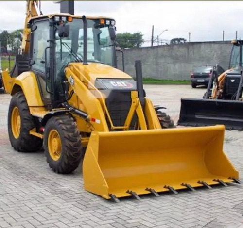 Retroescavadeira Cat Cabinada 4x4 2024 0hora