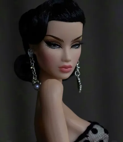 Barbie - Kyori  Sato    ファションロイヤリティー Boneca Fashion Royalty Kyori Sato Redefined Luxury | MercadoLivre