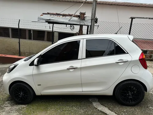 Kia Picanto Ex- Modelo 2017 En Excelente Estado Vidrios Pol