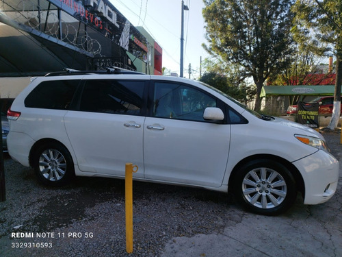 Toyota Sienna Xle