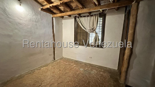 Casa En Venta, El Hatillo #25-10372