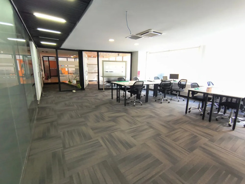 Se Vende Oficina Paseo Huérfanos Con Estado
