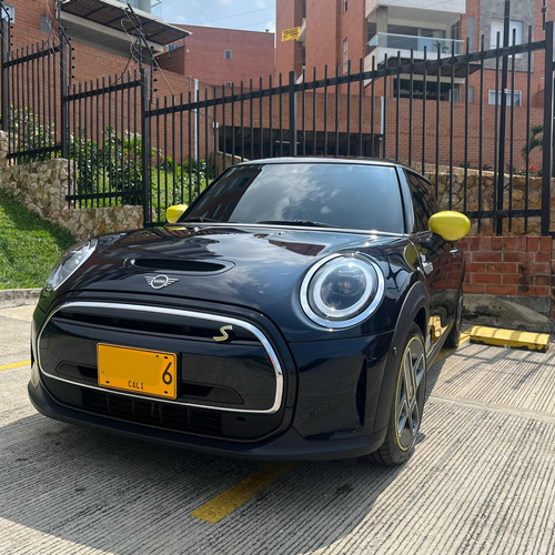 Mini Cooper Se Iconic