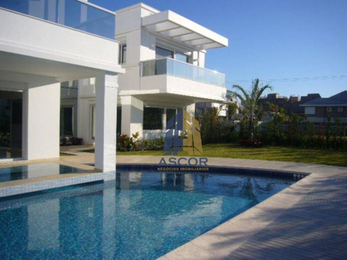 Imagem 1 de 23 de Excelente Casa De Alto Padrão Em Jurerê Internacional. 4 Suites, 7 Banheiros, Garagem Para 4 Carros, Florianópolis. Ca0035 - Ca0035