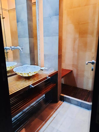 Casa En Venta - 2 Dormitorios 3 Baños - Cochera - 1000mts2 - Cañuelas