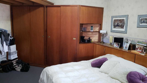 Chalet De Categoría En Muy Buena Ubicación