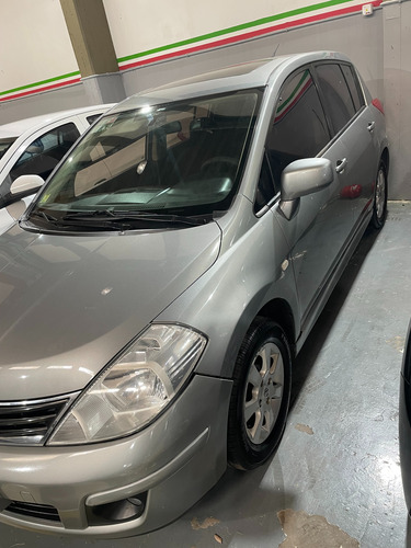 Nissan Tiida 1.8 Acenta
