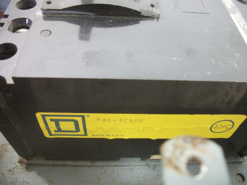 Square D Fa100s Encl Circuit Breaker Fal32100 100amp 240 Ddl (Reacondicionado)