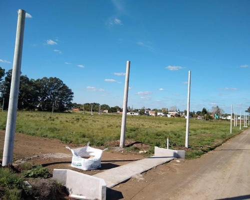 Imagen 16 de 30 de Lote En Venta En Sicardi | 13 Bis Y 660 (los Fresnos) Manzana 213 (300 M2)
