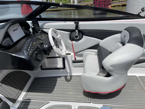 Imagen 6 de 21 de Arco Iris Eclipse 21-open-2021-mercury 200hp V6-4t
