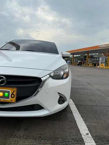 Mazda 2 1.5 Touring