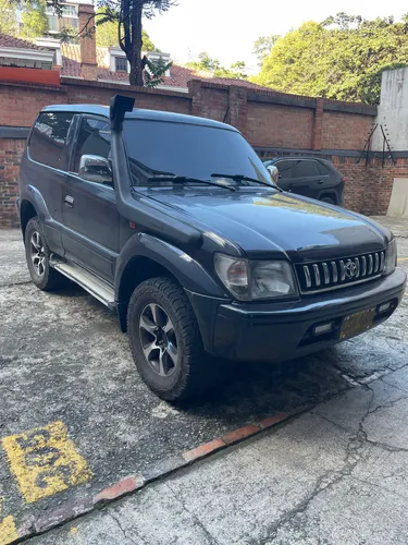 Camioneta 3 Puertas En Excelentes Condiciones.