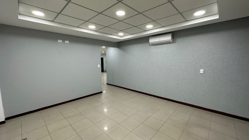 Local Comercial En Alquiler En La California