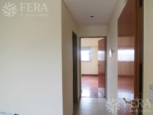 Imagen 4 de 10 de Venta De Departamento 2 Ambientes En Sarandi (24182)