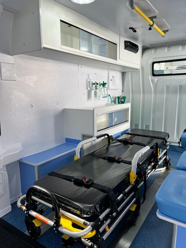 Imagem 9 de 15 de Renault Master Ambulância 2.3 L1h1 Tipo B