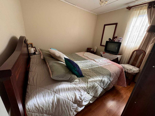 Excelente Casa Remodelada (73761)