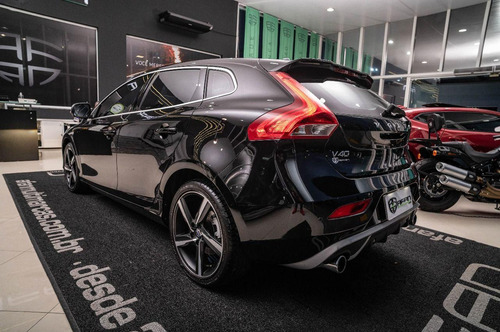 Volvo V40 T5 Rdesign