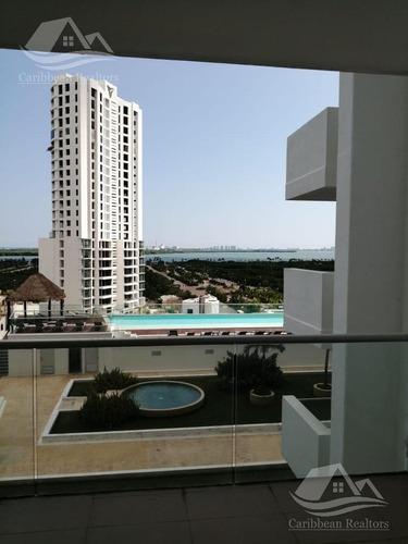 Departamento En  Venta En Torre Miami Malecon Cancun Ctll8026